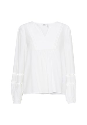 Bílá halenka s dlouhými rukávy a výstřihem do V, texturovaná tkanina, nabíraná oblast hrudníku a jemné vodorovné pruhy na rukávech.