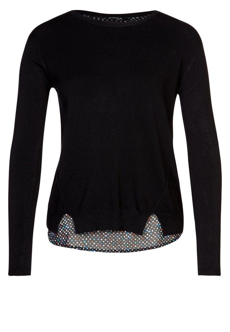 Černý svetr s dlouhým rukávem a kulatým výstřihem, s dolním lemem zdobeným puntíkovaným vzorem a bočními rozparky pro zvýraznění detailů.