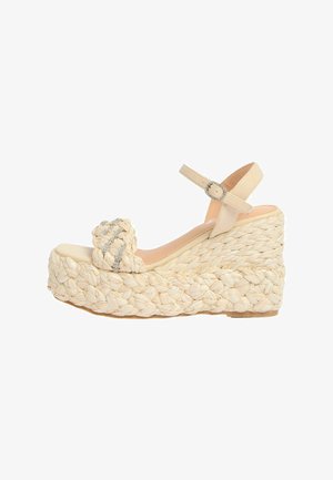 Lipsy, REGULAR FIT - DIAMANTE EMBELLISHED PLAITED STRAP SUMMER ESPADRILLE MID HEEL WEDGE SANDALS . - Sandále na vysokom opätku - cream