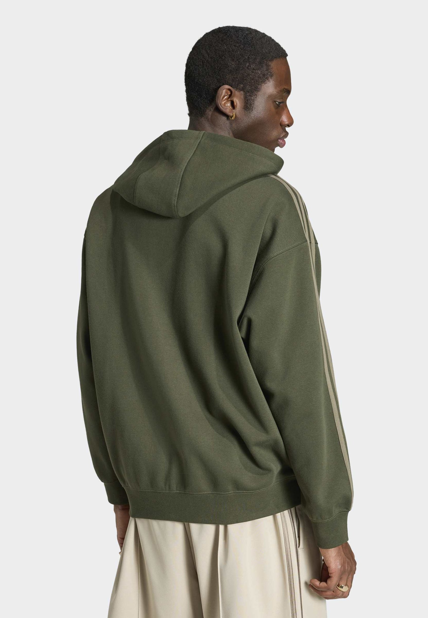 On FOCUS TECH ZIP HOODIE - Zip-up sweatshirt - kalamata/green