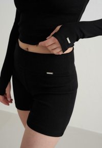 aim’n® Short - black