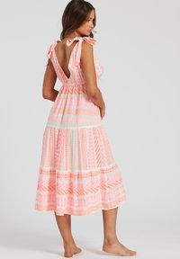 South Beach JACQUARD TIE SHOULDER - Vestido informal - pink