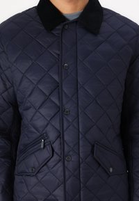 Barbour MODERN CHELSEA QUILTED JACKET - Light jacket - navy