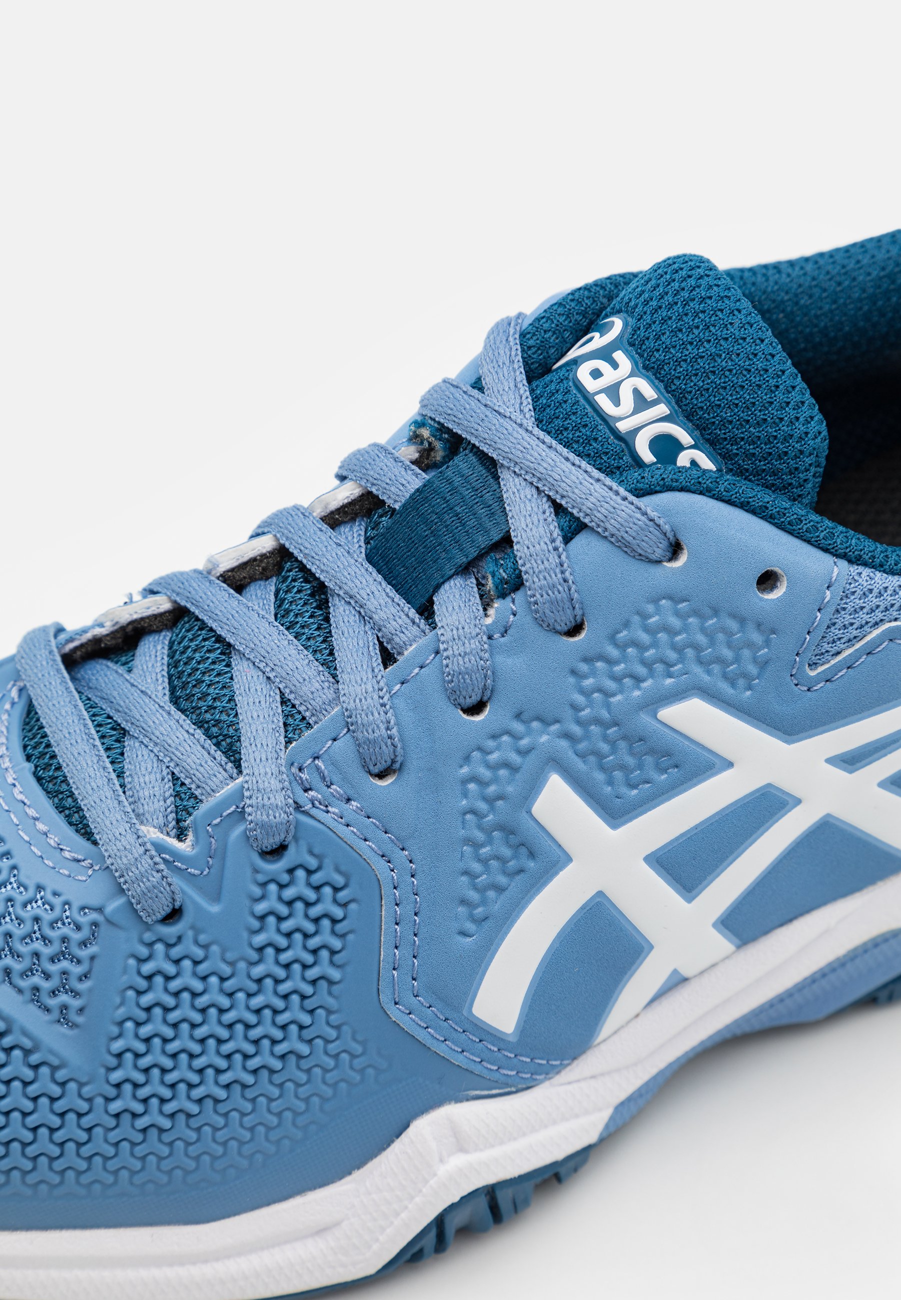 asics multicourt shoes