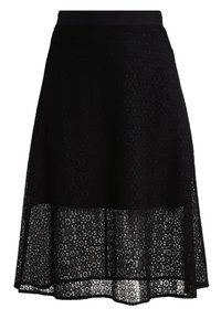 Jupe en dentelle noire avec une ceinture unie, dotée d'un design à étages. Le tissu présente un motif floral avec une couche inférieure légèrement transparente.