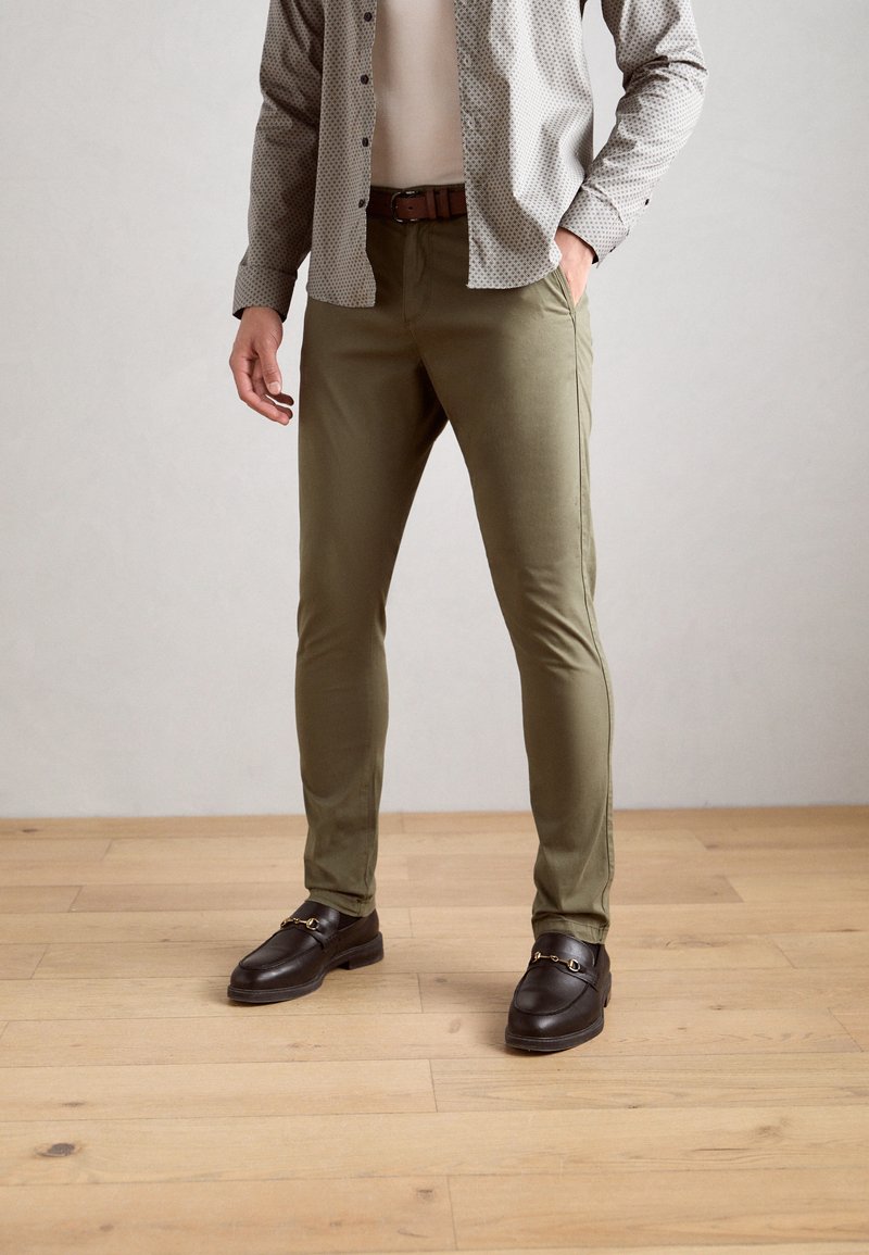 INDICODE JEANS - GOVER - Chinos - army, Enlarge