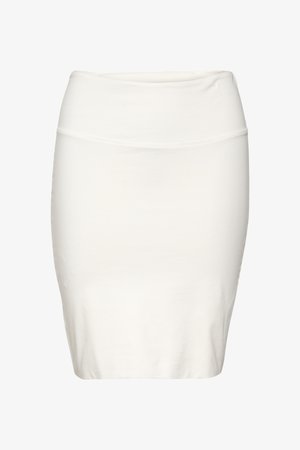 Valge põlvikuni ulatuv pliiatsiseelik, mis on valmistatud pehmest ja venivast kangast. Omab liibuva disaini, sujuvat puусаäärt ning minimaalset õmbluste arvu.