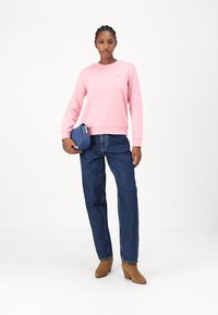 Tommy Jeans FLAG CREW - Sportinis megztinis - ballet pink