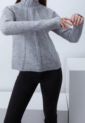 Trui - mottled grey