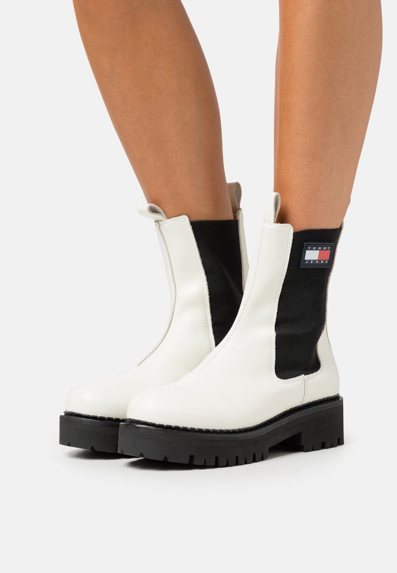 Tommy Jeans URBAN CHELSEA Platåstøvletter rich cream/offwhite