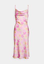 VILA Petite VIENNA RAVENNA BACK DETAIL MIDI DRES/PTT - Robe de soirée ...