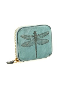 Portafoglio in pelle teal con stampa dettagliata di una libellula nera sul fronte, dotato di una zip dorata e un tirante nero.