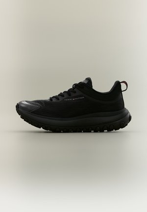 Tommy Hilfiger, THE CANYON X M KNIT RUNNER - Sneakers basse - triple black