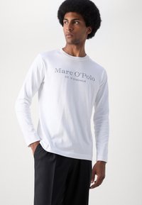 Marc O'Polo LONG SLEEVE CLASSIC INSIDE CHEST PRINT - Langarmshirt - white