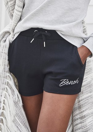 Bench Športové šortky - schwarz