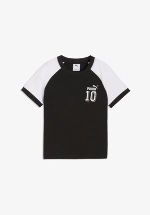Crno-bijela Puma majica kratkih rukava s logotipom "Puma" i brojem 10 na prsima, okruglim izrezom i raglan rukavima.