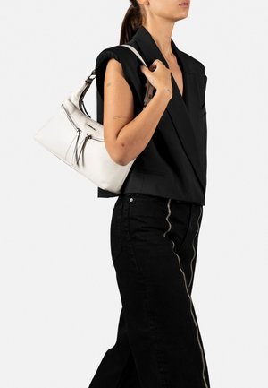 Burkely ROCK RUBY - Bolso de mano - off white
