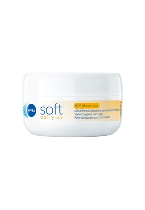 NIVEA SOFT DAILY UV - SPF15 100 ML - Crema da giorno - trasparent
