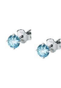 Orecchini a perno in argento con gemme tondo di un blu chiaro, caratterizzati da una montatura a sei artigli e una finitura lucida. Contrassegnati con "925" per argento sterling.