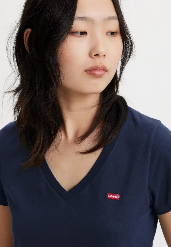 THE PERFECT TEE V-NECK - Basic T-shirt3