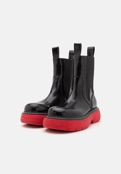MSGM - Botki na platformie
