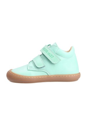 Baby shoes - green