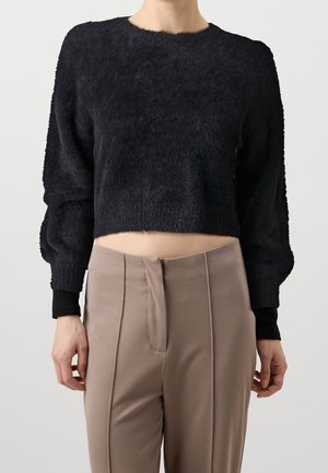 Sweter