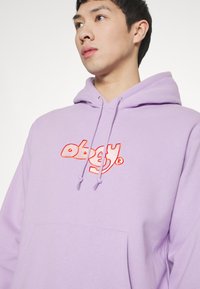 Obey Clothing TAG HOOD - Majica s kapuljačom - digital lavender