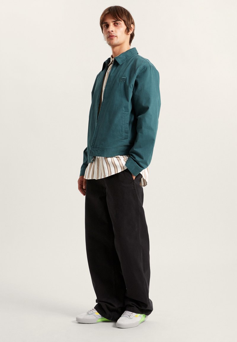 Vans POMONA STATION. - Summer jacket - medium green/green - Zalando.ie