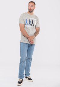 Paradiso Clothing THE BEATLES ABBEY ROAD COLOURS DIP DYE - Print T-shirt - grey