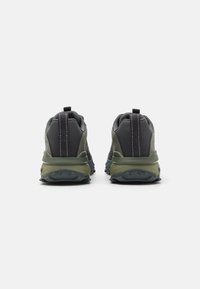 Skechers MAX PROTECT - Sportcipő - green