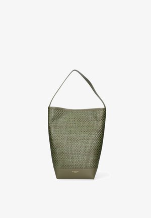 Olivengrøn flettet læder-tote taske med enkelt skulderrem og solid læderbund, minimalistisk design.