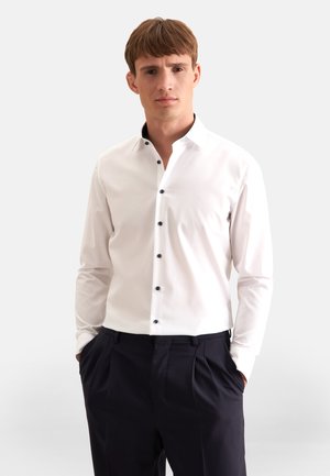 Seidensticker, X-SLIM FIT - CONTRAST - Chemise classique - white