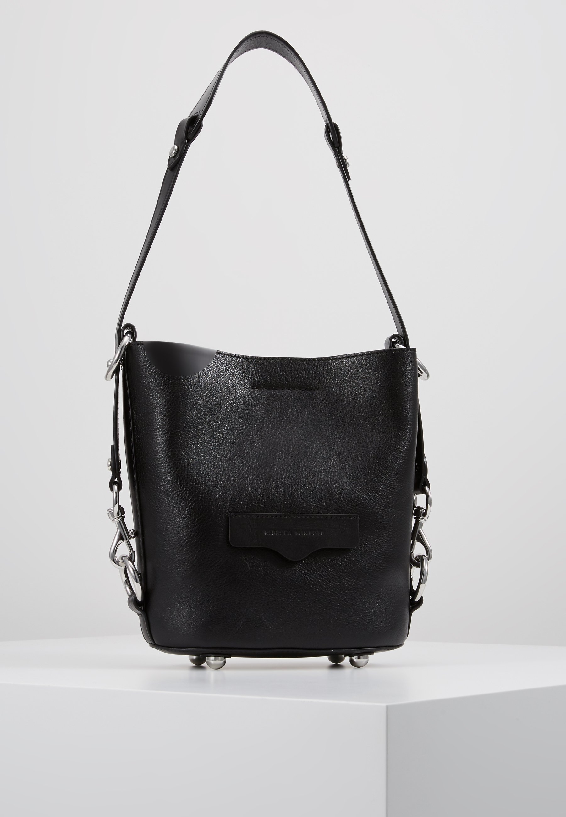 Rebecca Minkoff UTILITY BUCKET Håndveske black Zalando.no Steffen Schraut CLAUDIA Håndveske black Zalando.no