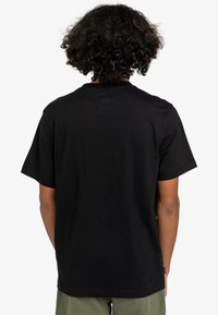 Element BLAZIN czarny