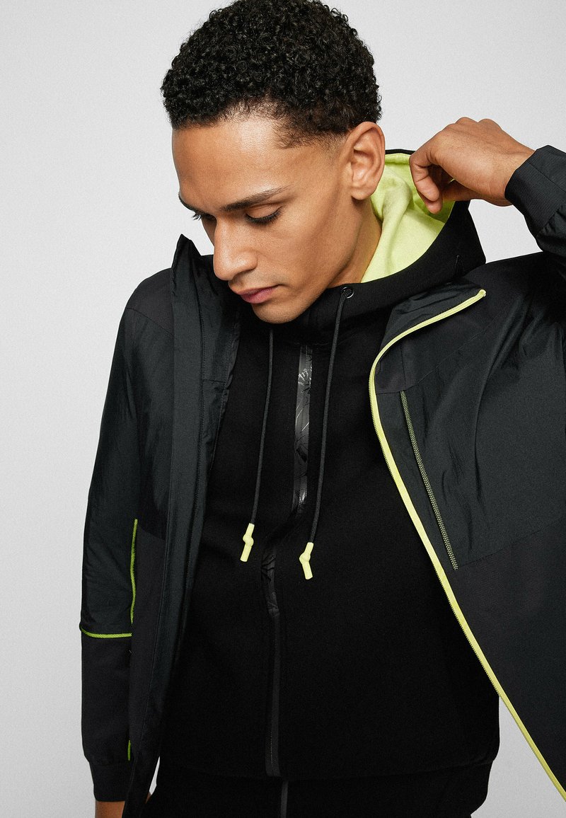 Herren Trainingsanzüge | BOSS J_AMERIGO AJ Trainingsjacke black one/schwarz - QY51948 Herren Trainingsanzüge | BOSS J_AMERIGO AJ Trainingsjacke black one/schwarz - QY51948