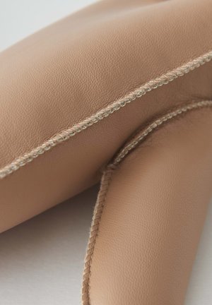 OPUS ALEDO - Mittens - macadamia