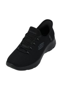 Schwarzer Sportschuh mit einem Obermaterial aus Mesh, elastischem Schnürdesign, gepolstertem Kragen und einer dämpfenden Sohle für Komfort und Unterstützung.