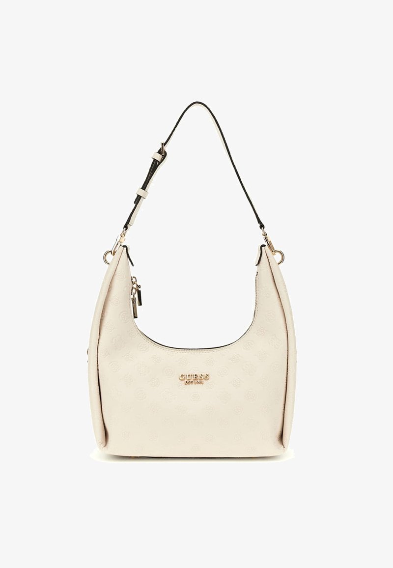 Romige vegan leren schoudertas met een gebogen vorm, voorzien van gouden hardware en een tonale logopatroon. Inclusief een afneembare zwarte schouderband.