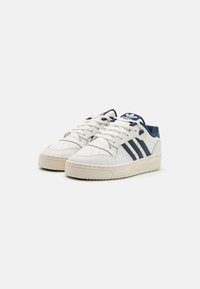 adidas Originals RIVALRY UNISEX - Tenisice - core white/night indigo/off white