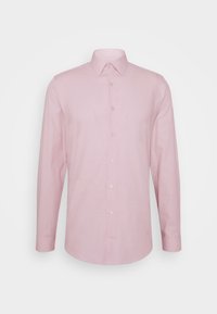 Camicia a maniche lunghe di colore rosa chiaro, realizzata in tessuto morbido, con colletto classico, chiusura frontale con bottoni e polsini con bottoni. Nessun motivo visibile.