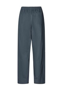 Pantaloni grigio scuro a vestibilità comoda con vita elastica e una tasca posteriore. La texture del tessuto è liscia e leggera.