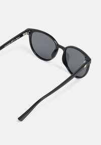 Le Specs ARMADA UNISEX - Solglasögon - black