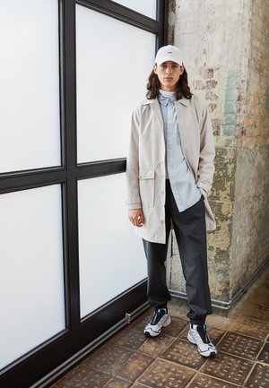 STREETCROSS UNISEX - Sneakers laag - white/black/frost gray