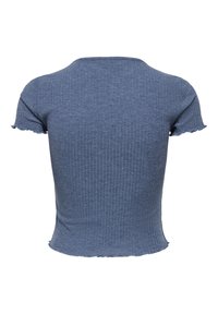 Haut bleu en maille côtelée à manches courtes avec bords ondulés aux poignets et à l’ourlet, montré de dos sur fond blanc.