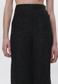 INFLUENCER Broek - black