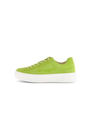Sneakers laag - grün