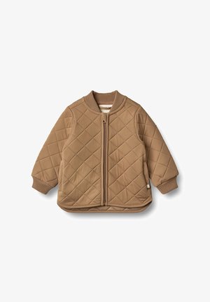 Veste matelassée marron pour bébé avec fermeture éclair devant, col et poignets côtelés, et ourlet arrondi sur fond blanc.
