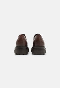 Geox IRIDEA - Derbies - dark brown