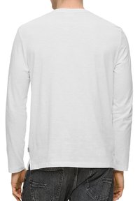 s.Oliver Langarmshirt - weiß